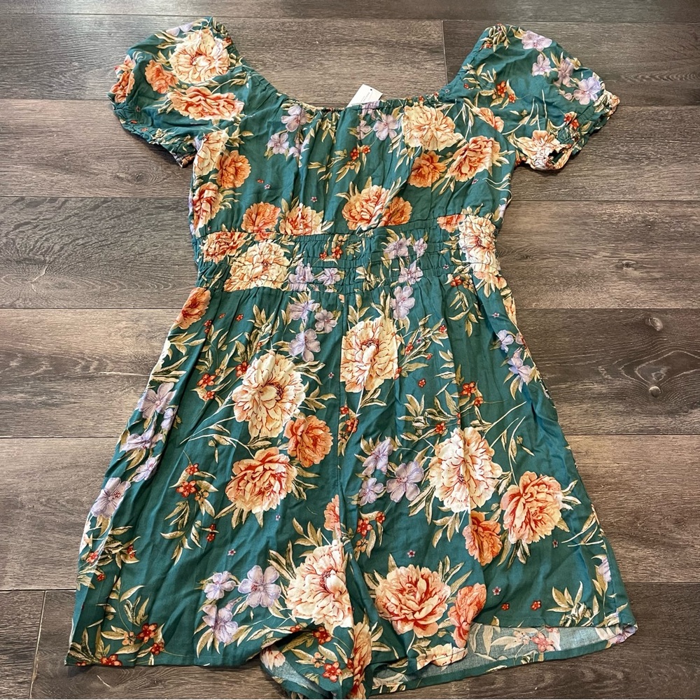 [PRICE FIRM] American Eagle Outfitters Green Floral Romper, Size L - Picture 8 of 10